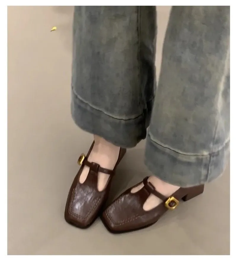 Women Square Toe T-Strap Mary  - огляд і ціна Womens Heels